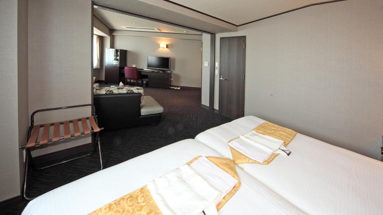 Hotel Sunplaza Osaka Sakai Annex Buitenkant foto