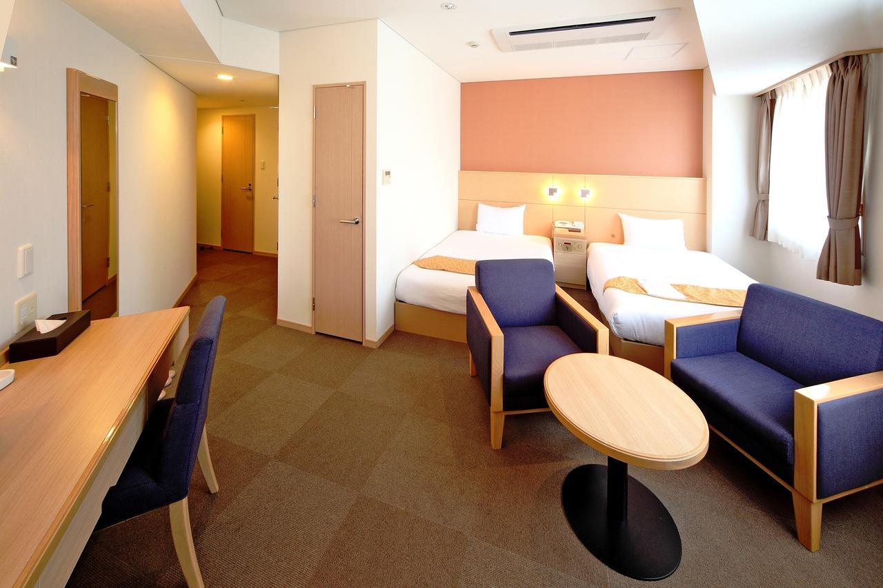 Hotel Sunplaza Osaka Sakai Annex Buitenkant foto