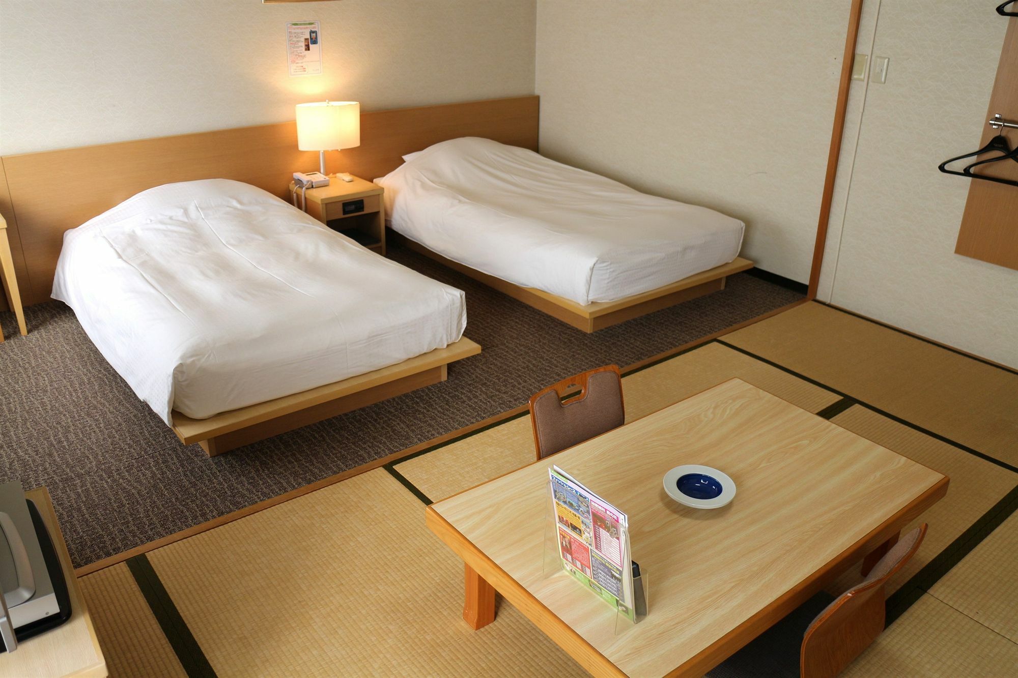 Hotel Sunplaza Osaka Sakai Annex Buitenkant foto